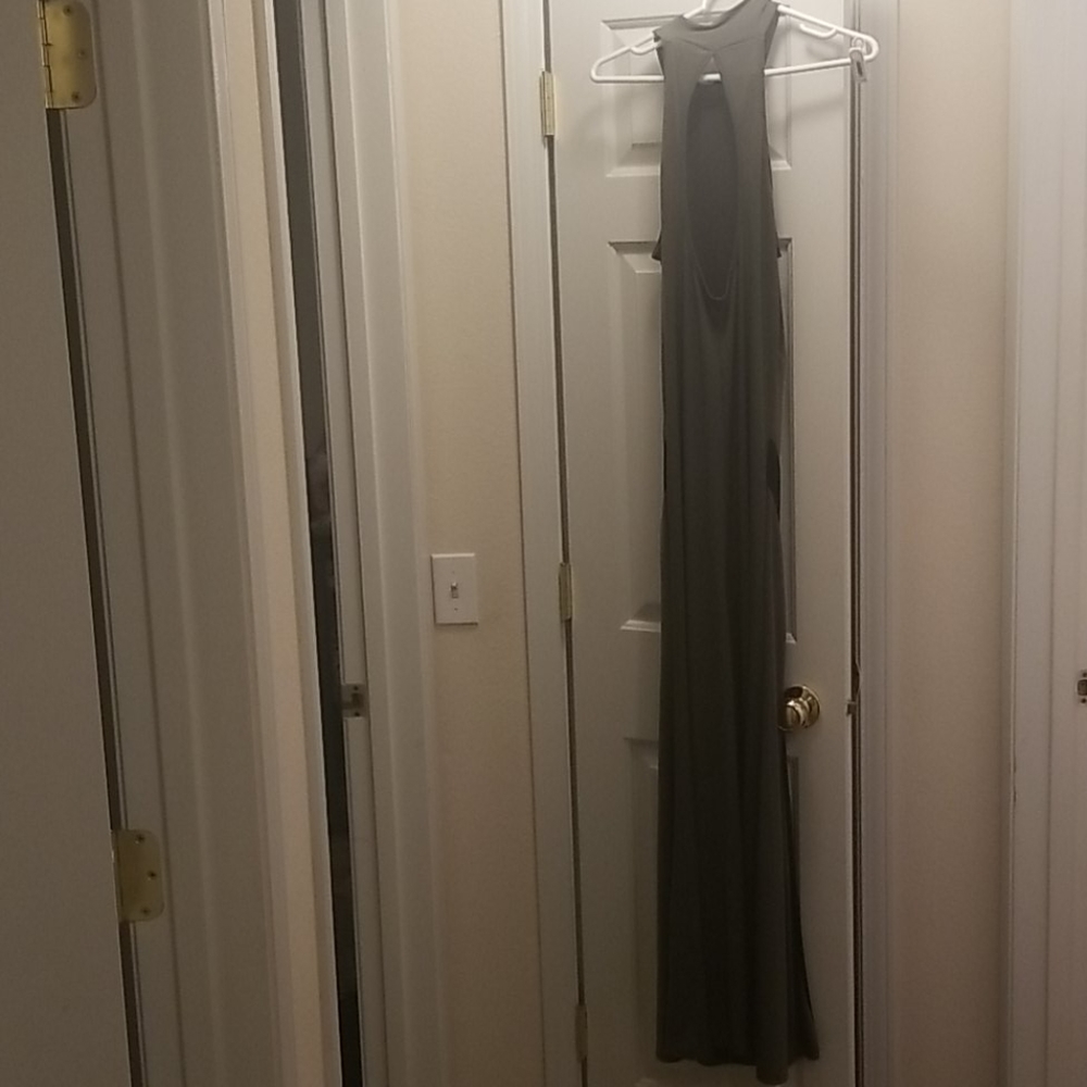 Dress - Picture 2 of 3